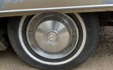 Cadillac-deville-1966-custom-10