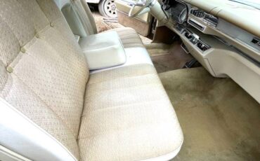 Cadillac-deville-1966-custom-8