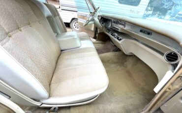 Cadillac-deville-1966-custom-9