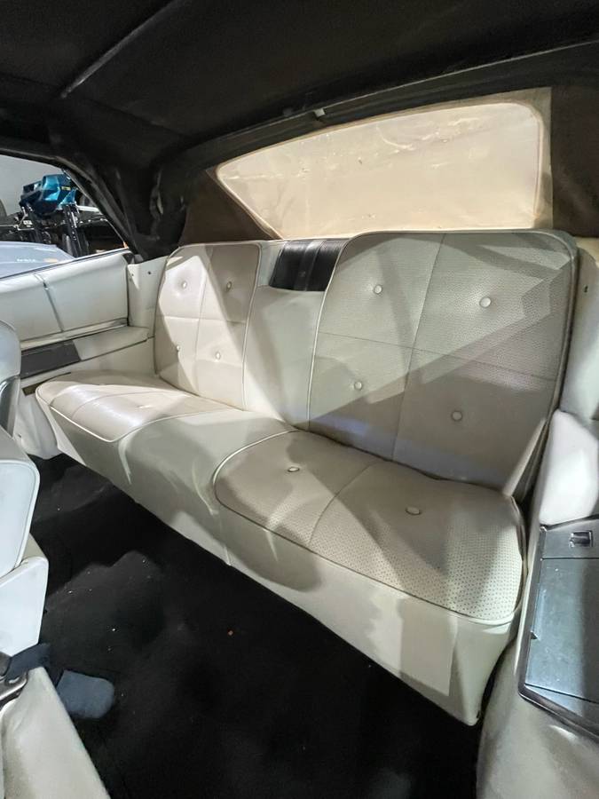 Cadillac-deville-1967-red-12