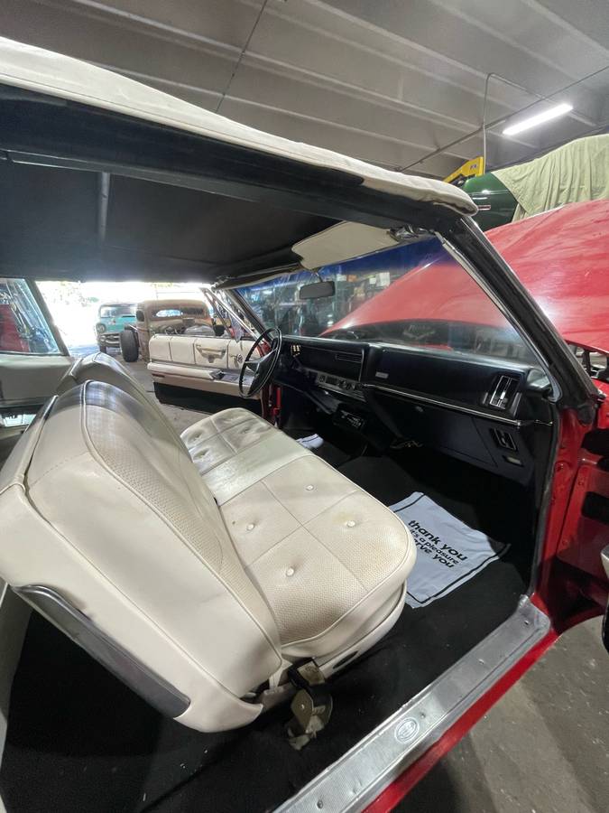 Cadillac-deville-1967-red-14