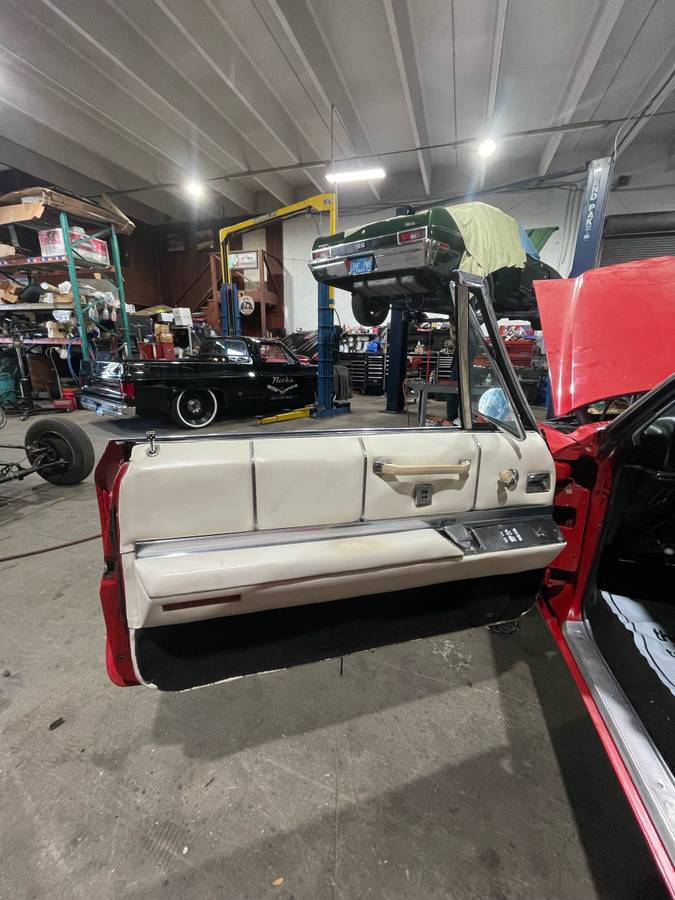 Cadillac-deville-1967-red-7