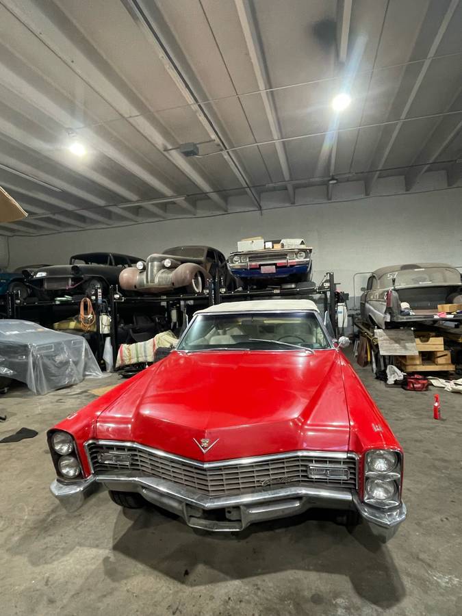 Cadillac-deville-1967-red