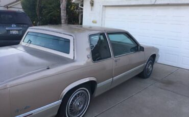 Cadillac-deville-1989-1