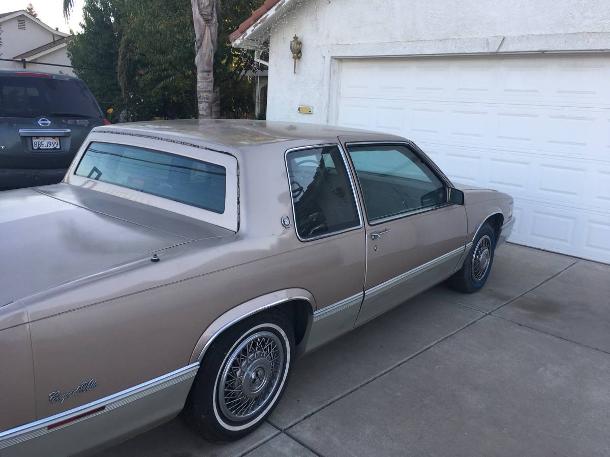 Cadillac-deville-1989-1