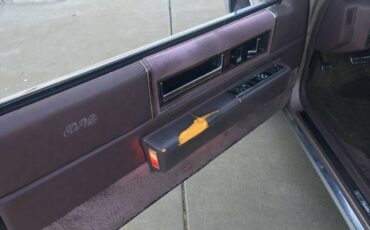 Cadillac-deville-1989-2