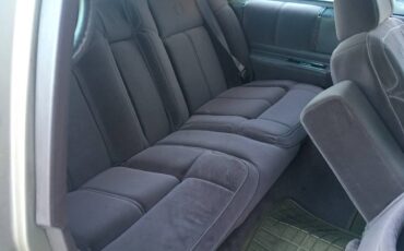 Cadillac-deville-1989-4