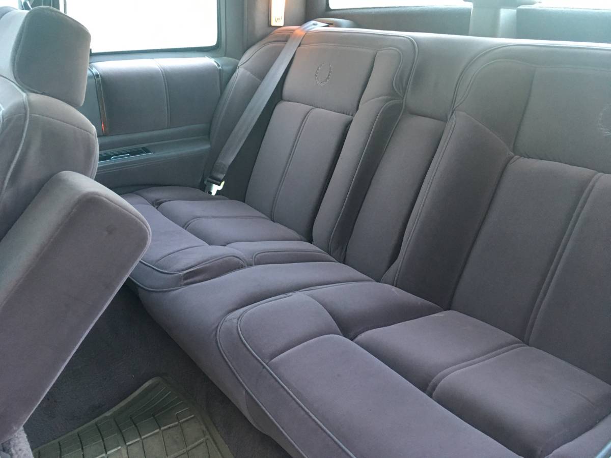 Cadillac-deville-1989-5