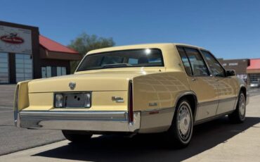 Cadillac-deville-1989-yellow-130