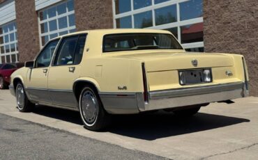 Cadillac-deville-1989-yellow-62