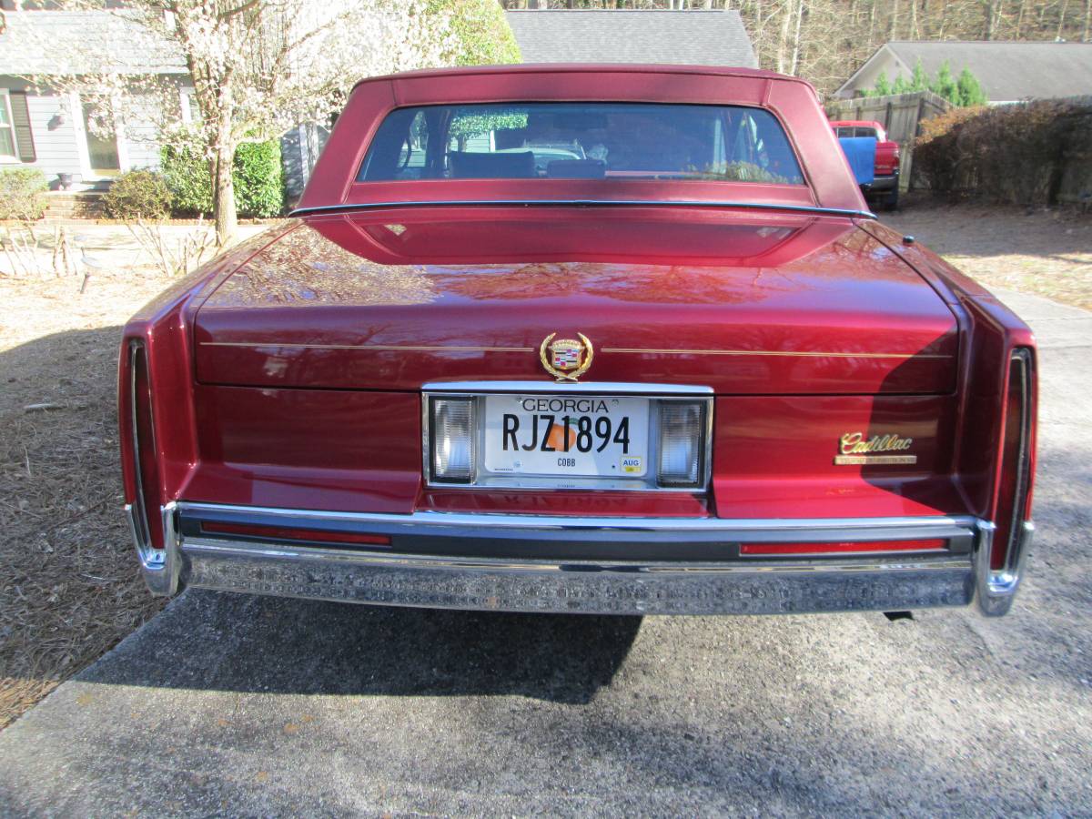 Cadillac-deville-1991-red-1