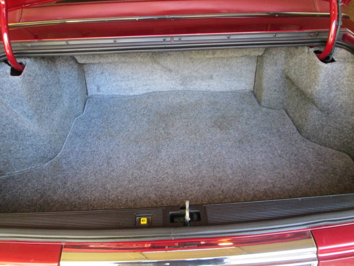 Cadillac-deville-1991-red-6