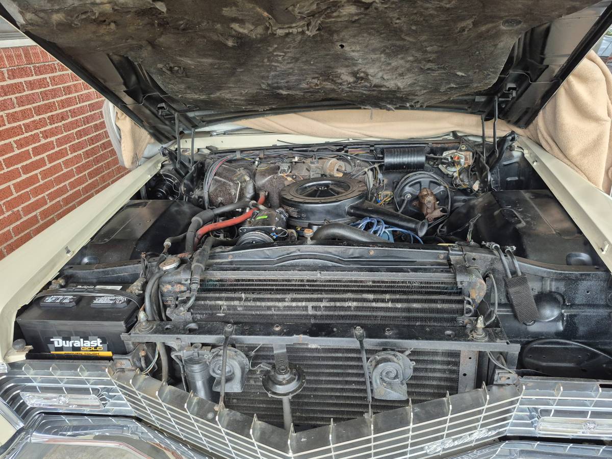 Cadillac-deville-convertible-1967-custom-20