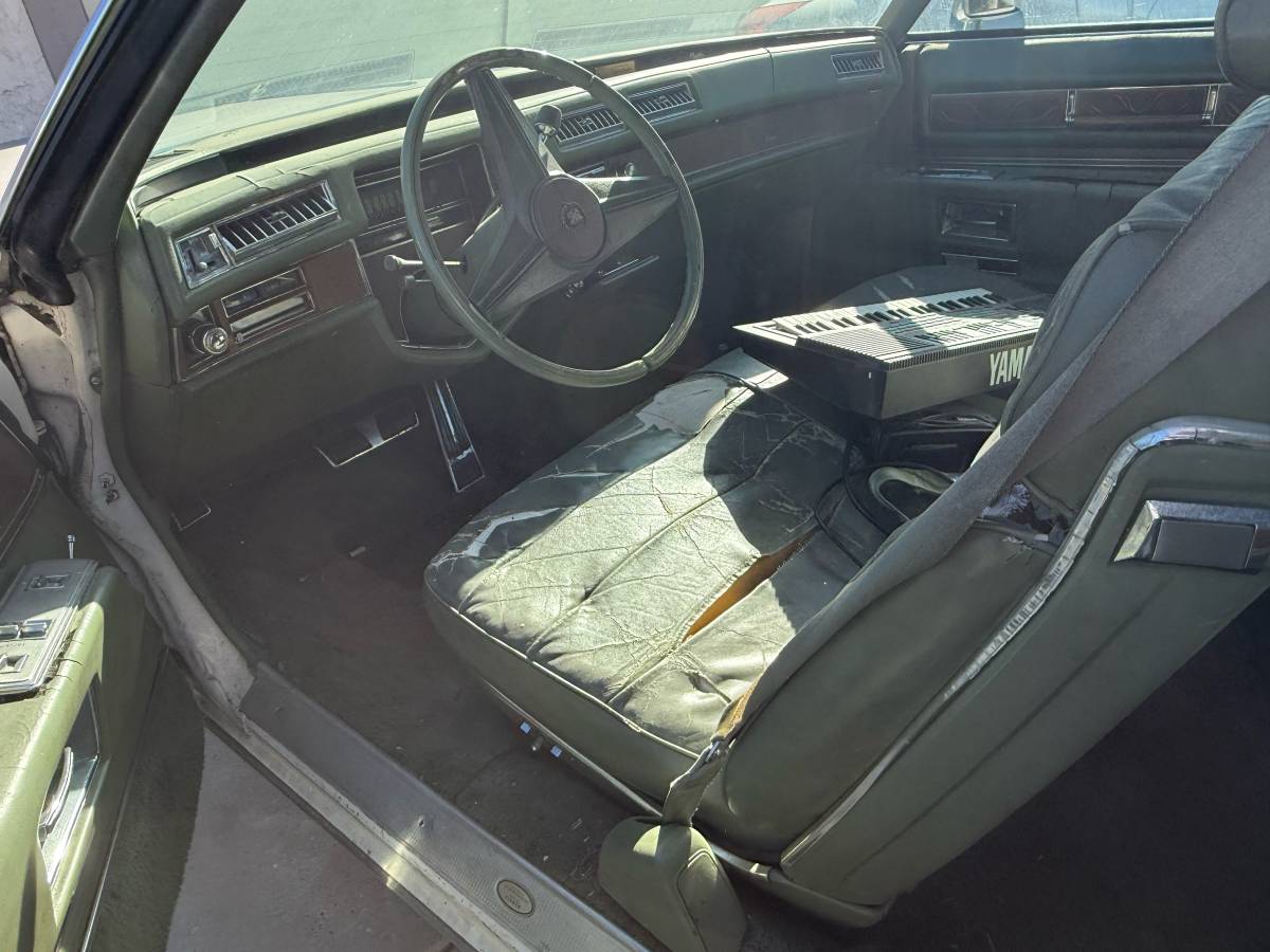 Cadillac-el-dorado-1975-white-3