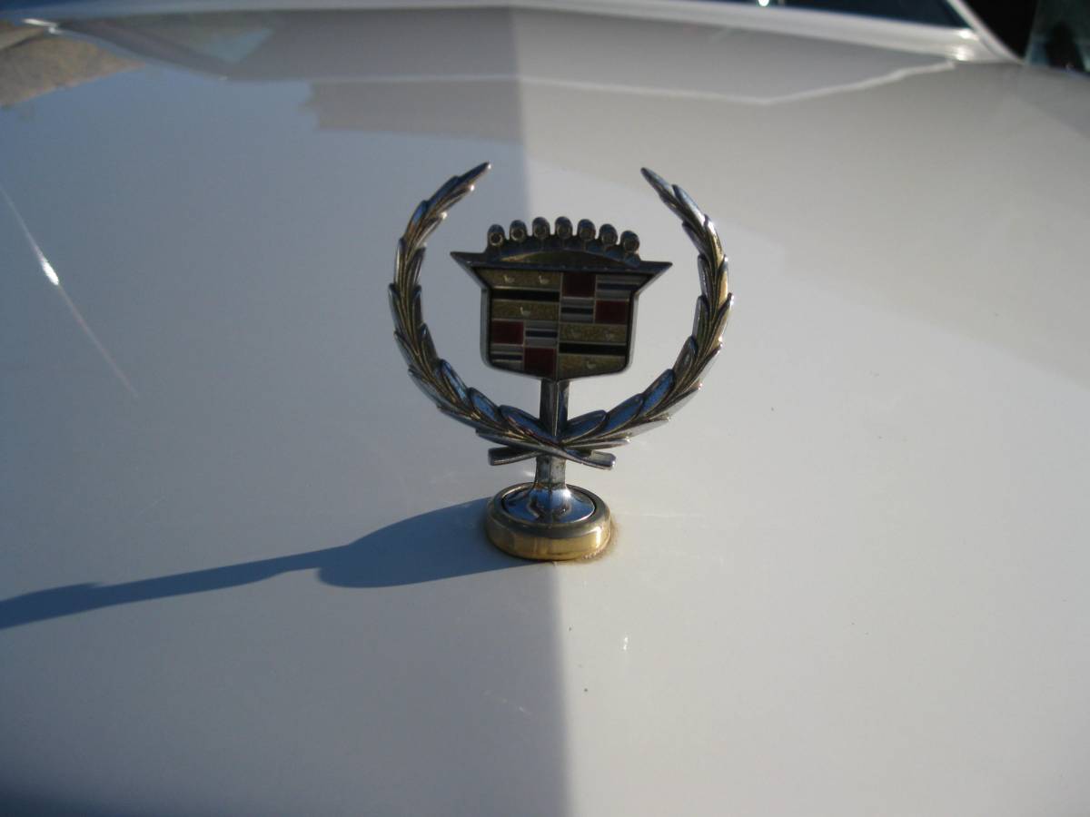 Cadillac-eldorado-1985-white-10