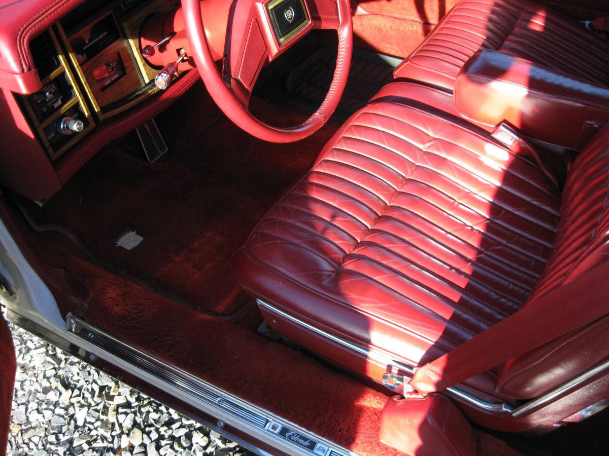 Cadillac-eldorado-1985-white-2