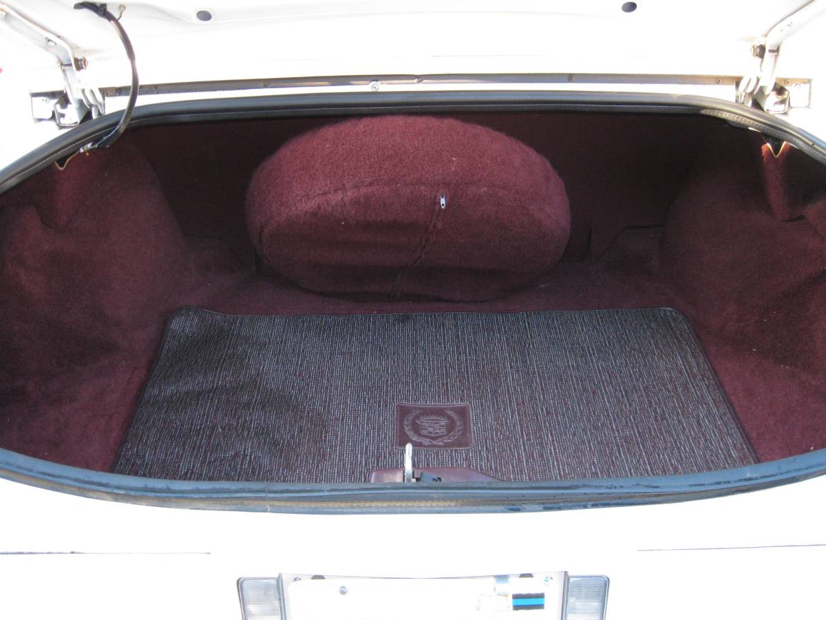 Cadillac-eldorado-1985-white-6