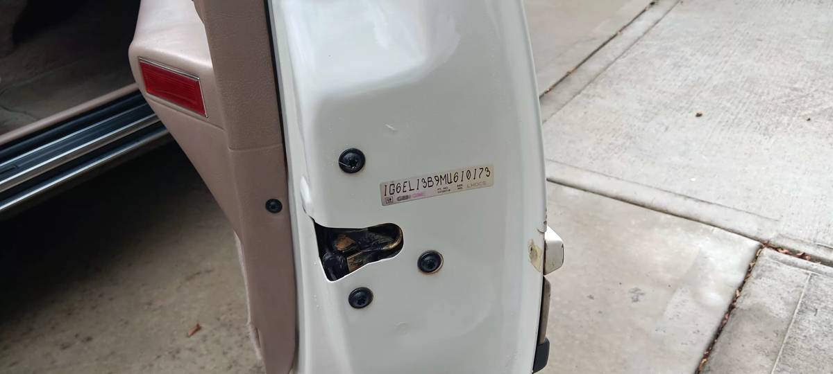 Cadillac-eldorado-1991-10