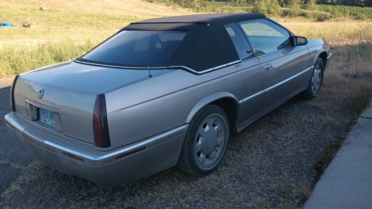 Cadillac-eldorado-1994