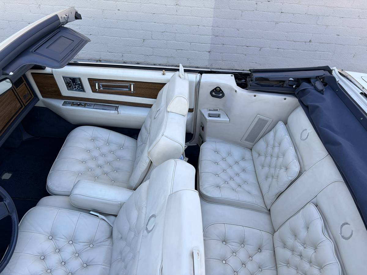 Cadillac-eldorado-biarritz-1984-white-14