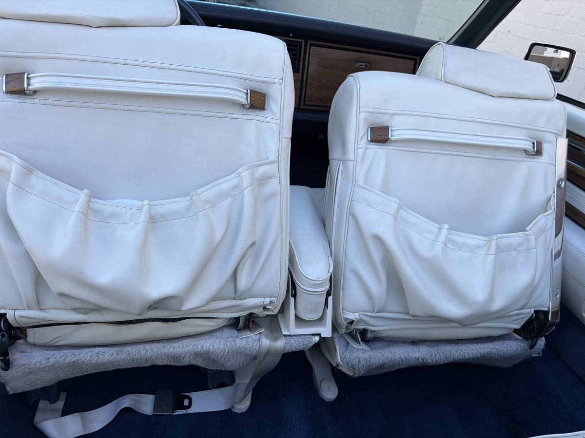 Cadillac-eldorado-biarritz-1984-white-19