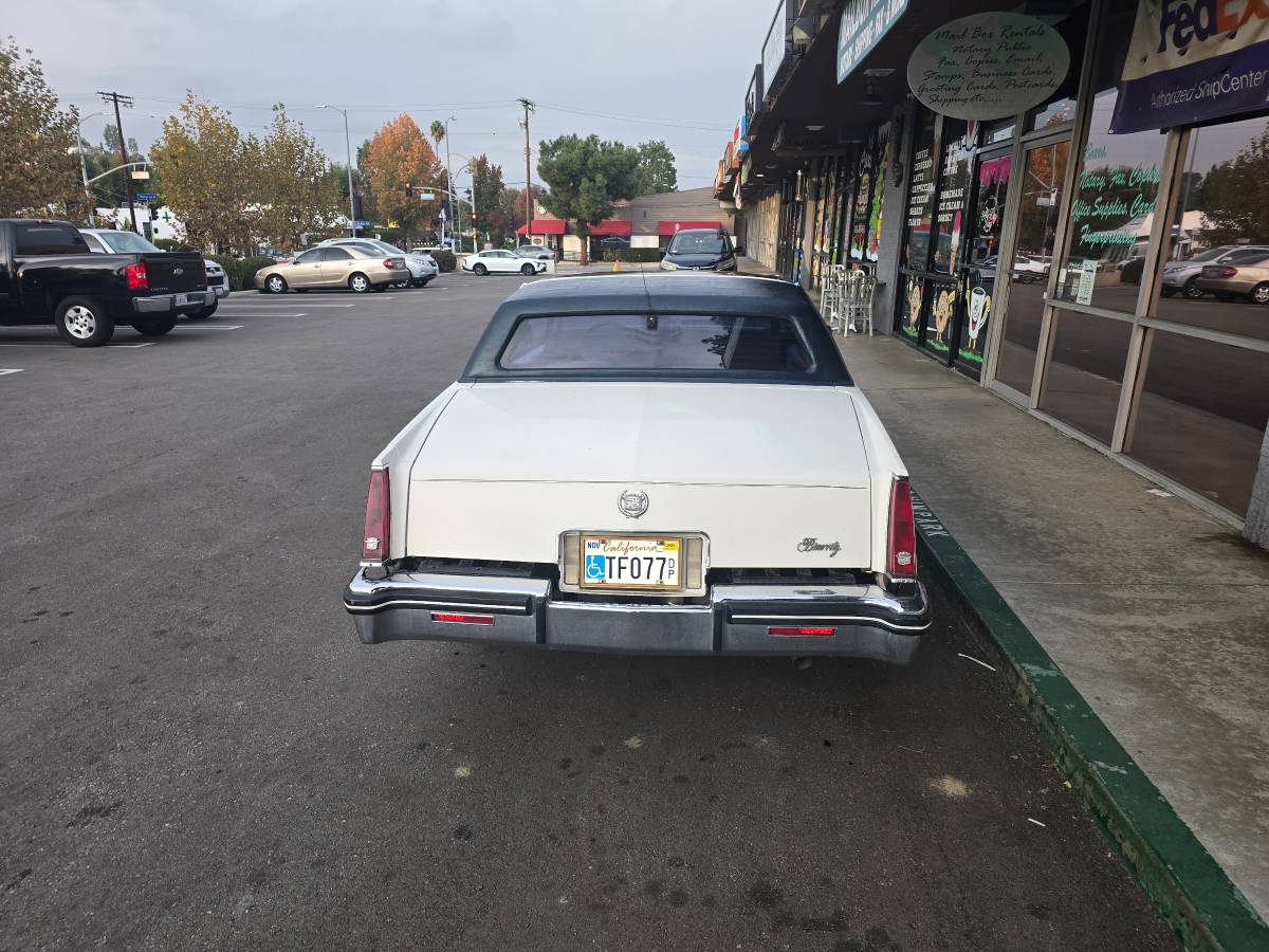 Cadillac-eldorado-biarritz-1985-3