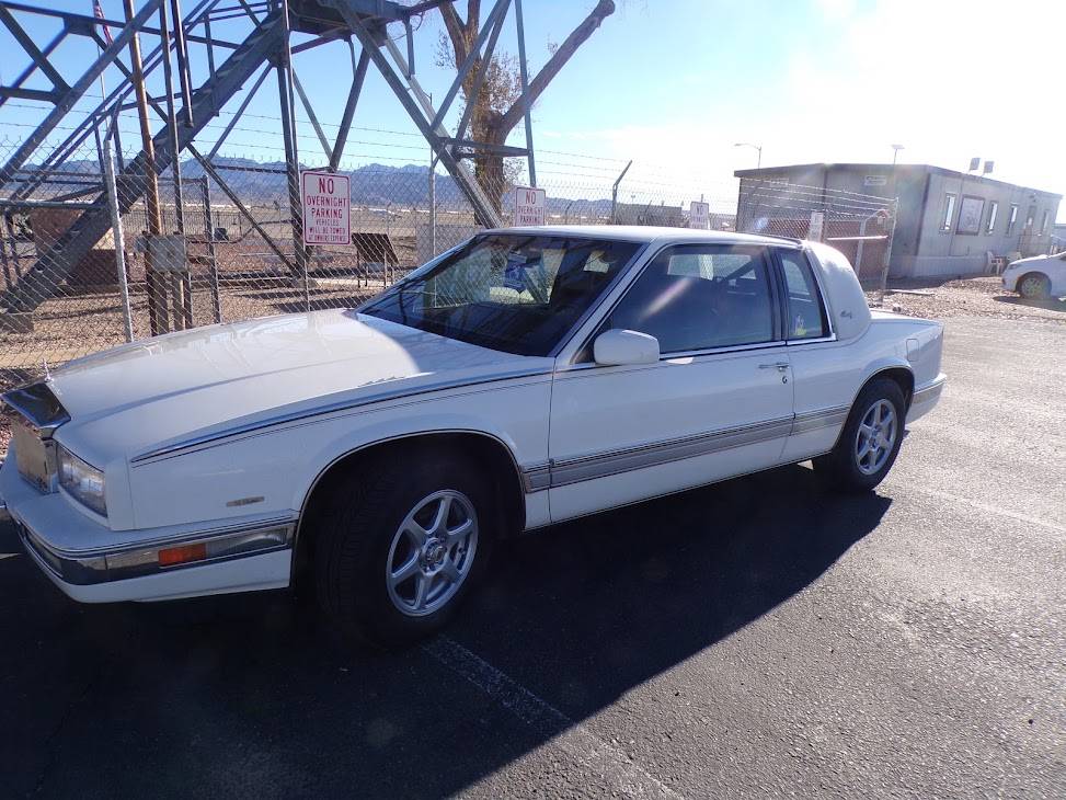 Cadillac-eldorado-biarritz-1988-white-13