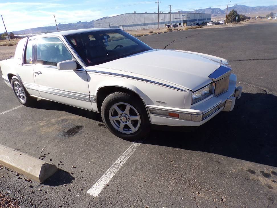 Cadillac-eldorado-biarritz-1988-white-15