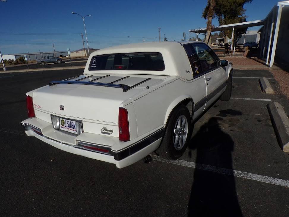 Cadillac-eldorado-biarritz-1988-white-17
