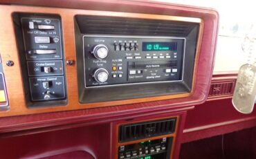 Cadillac-eldorado-biarritz-1988-white-20