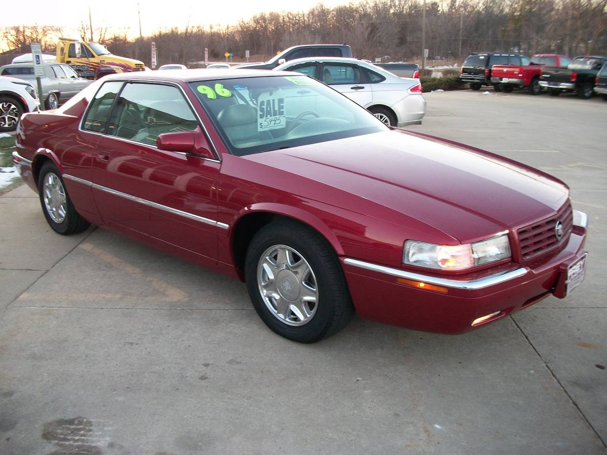 Cadillac-eldorado-etc-1996-red-18