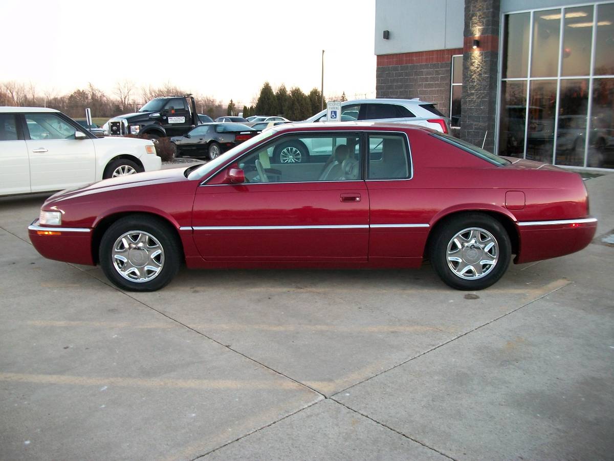 Cadillac-eldorado-etc-1996-red-4