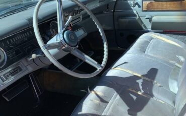 Cadillac-fleetwood-1966-black-2