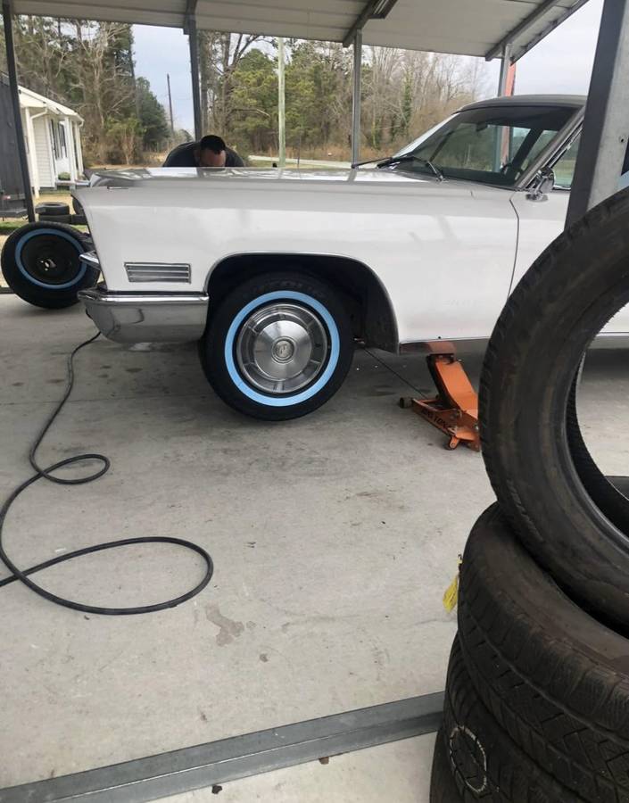 Cadillac-fleetwood-1967-3