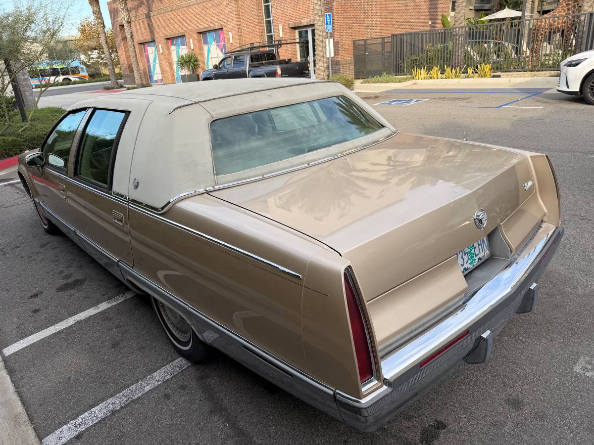 Cadillac-fleetwood-1994-4