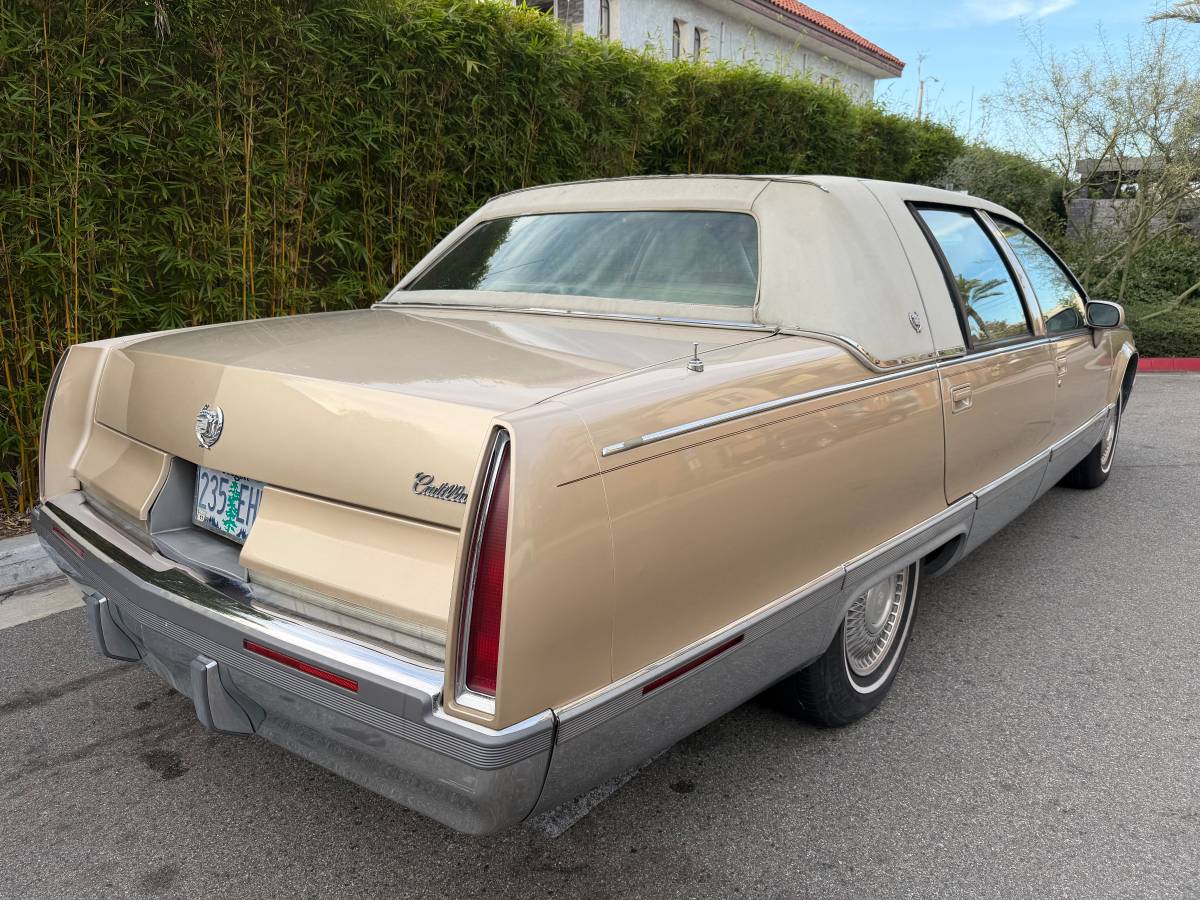 Cadillac-fleetwood-1994-6