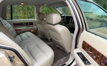 Cadillac-fleetwood-1994-9