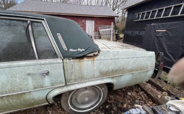 Cadillac-fleetwood-brougham-1978-green-10