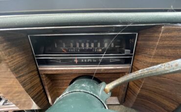 Cadillac-fleetwood-brougham-1978-green-16