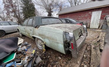 Cadillac-fleetwood-brougham-1978-green-9