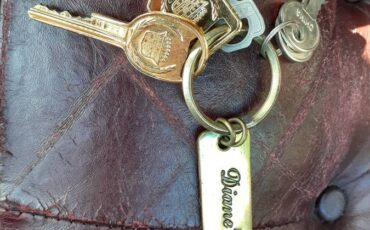 Cadillac-fleetwood-brougham-1990-10