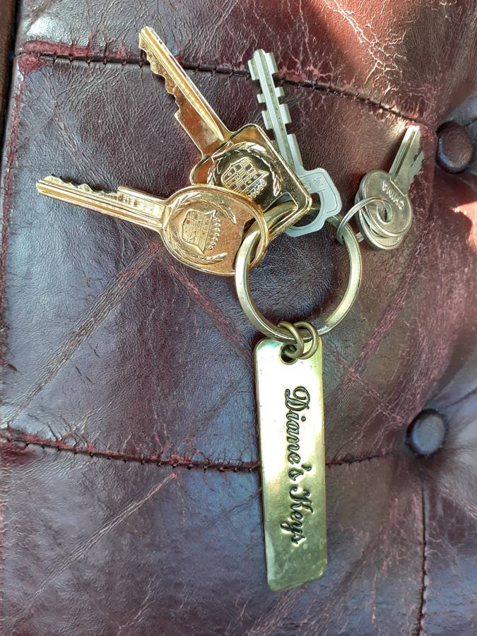 Cadillac-fleetwood-brougham-1990-10