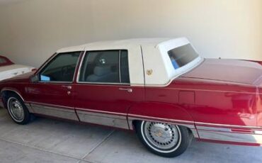 Cadillac-fleetwood-brougham-1992-9