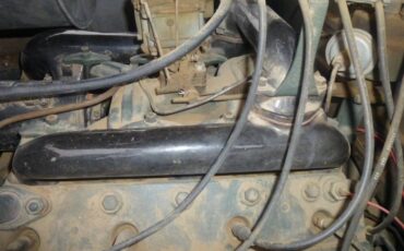 Cadillac-lasalle-1939-black-17