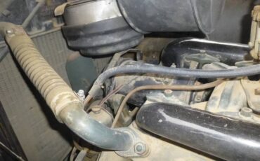 Cadillac-lasalle-1939-black-19