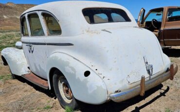 Cadillac-lasalle-1939-black-3