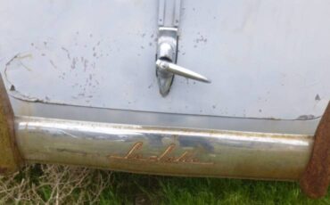 Cadillac-lasalle-1939-black-4