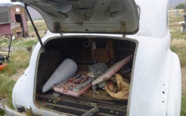 Cadillac-lasalle-1939-black-5