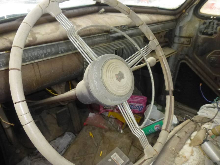 Cadillac-lasalle-1939-black-6