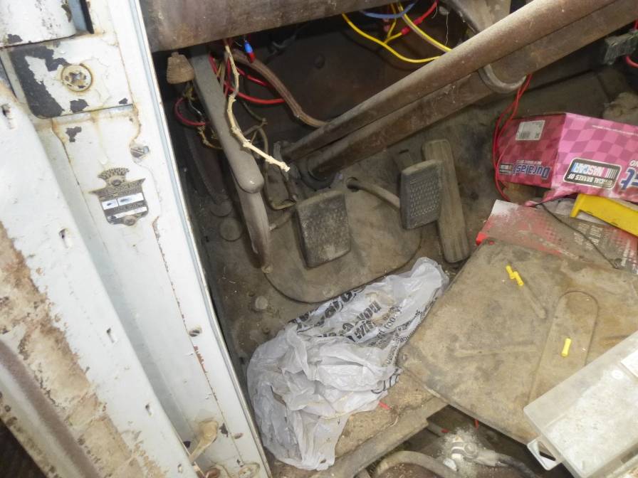 Cadillac-lasalle-1939-black-7